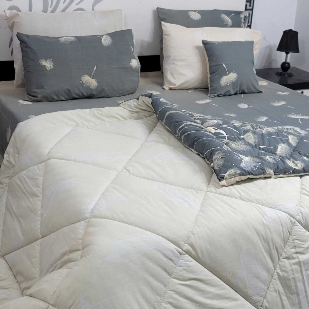 Pure Cotton King Saize Vicky Razai Set  (7 Pcs) | Quilted Razai Set for king size bed | Razai set with cushion cover pillow cover and Bedsheet