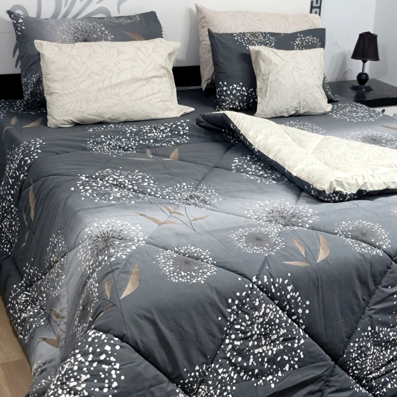 Pure Cotton King Saize Vicky Razai Set  (7 Pcs) | Quilted Razai Set for king size bed | Razai set with cushion cover pillow cover and Bedsheet